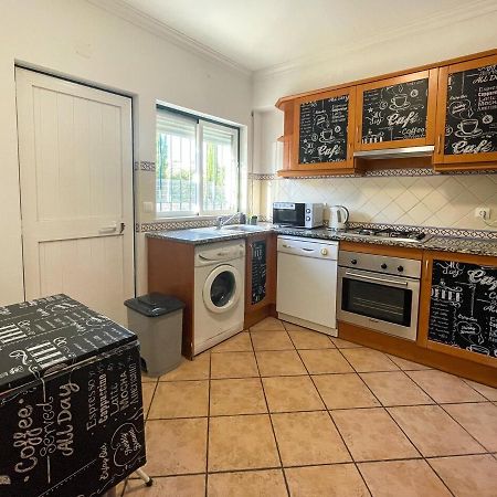 Moradia T3 Aguia Marina, Com Piscina E Bbq Villa Albufeira Eksteriør bilde