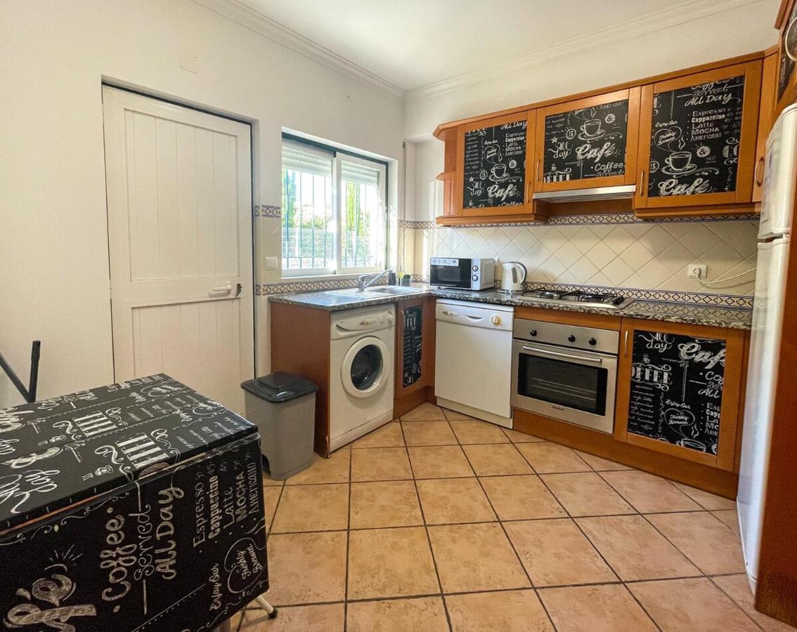 Moradia T3 Aguia Marina, Com Piscina E Bbq Villa Albufeira Eksteriør bilde