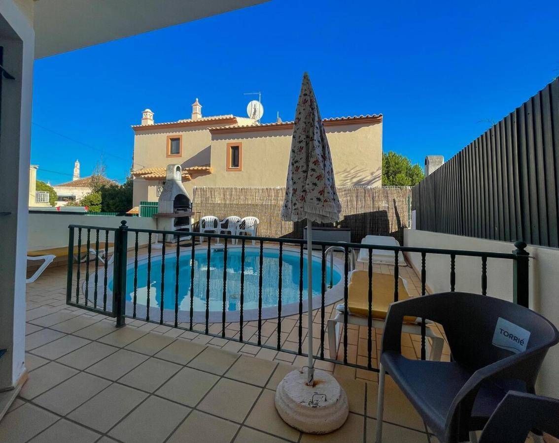 Moradia T3 Aguia Marina, Com Piscina E Bbq Villa Albufeira Eksteriør bilde